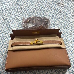 Elegant Tan Leather Clutch/ crossbody / shoulder bag